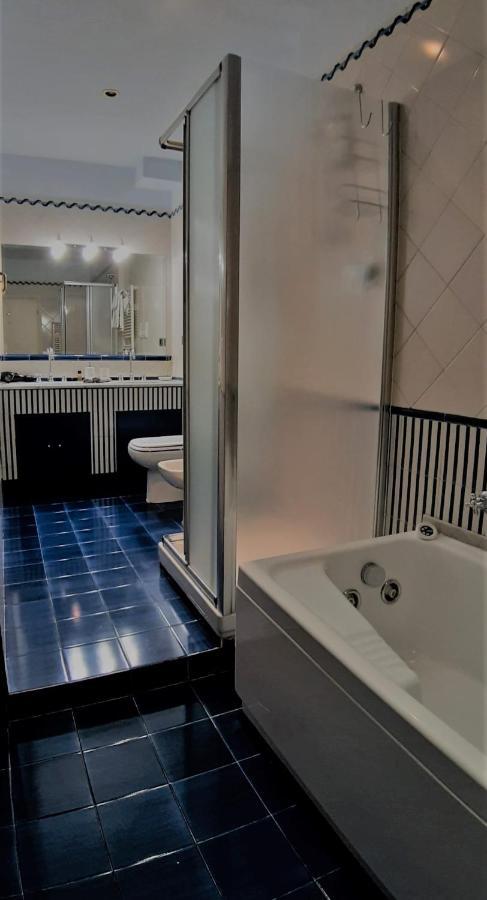La Casa Di Sacco - Appartamento Bologna Centro Bagian luar foto